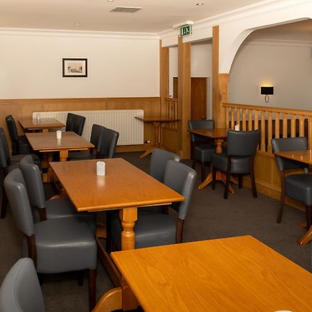 Station Hotel Ellon ภายนอก รูปภาพ