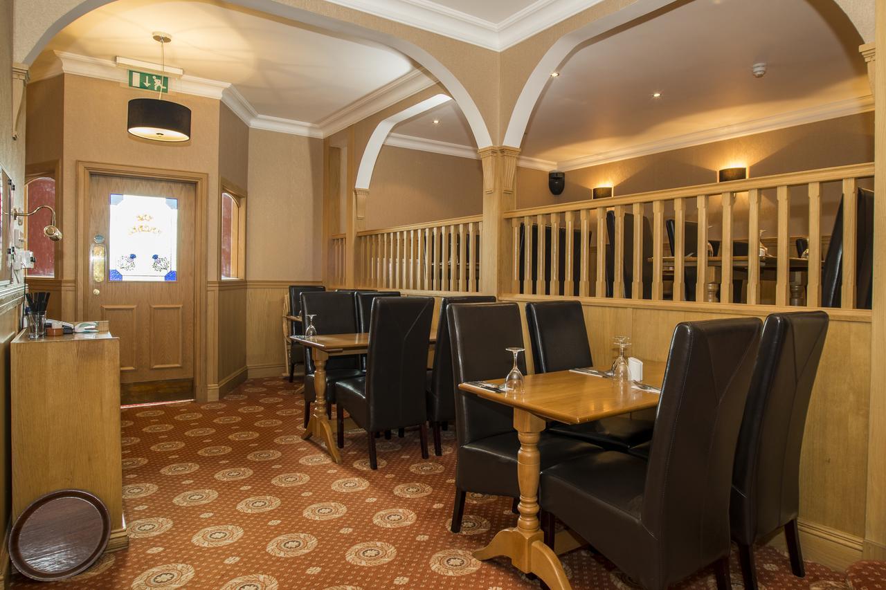 Station Hotel Ellon ภายนอก รูปภาพ