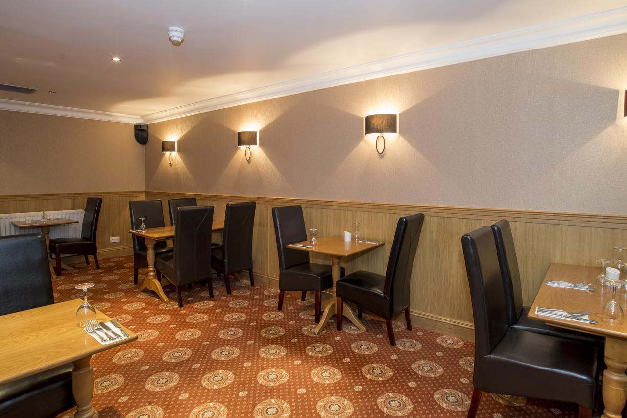 Station Hotel Ellon ภายนอก รูปภาพ